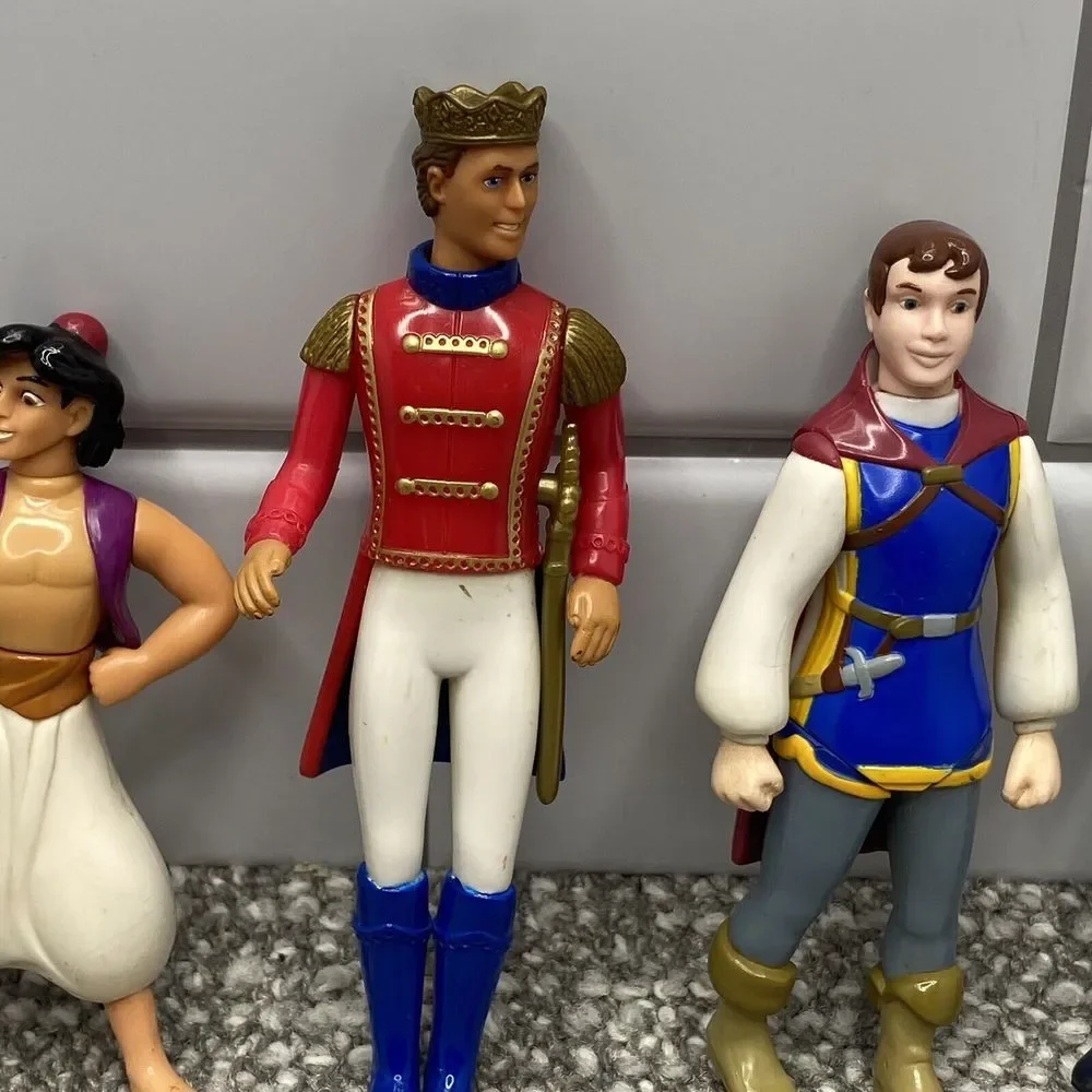 Disney Castle Replacement‎ Pieces Kings Alladin Genie Great Collection HG11